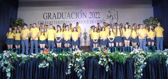 ceremonia-de-graduacion-780